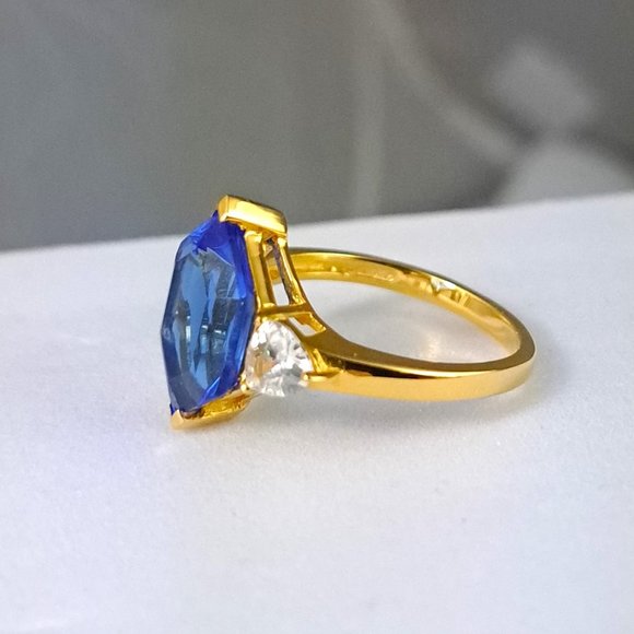 Hespera Blue and Clear Stone Ring - Picture 2 of 2